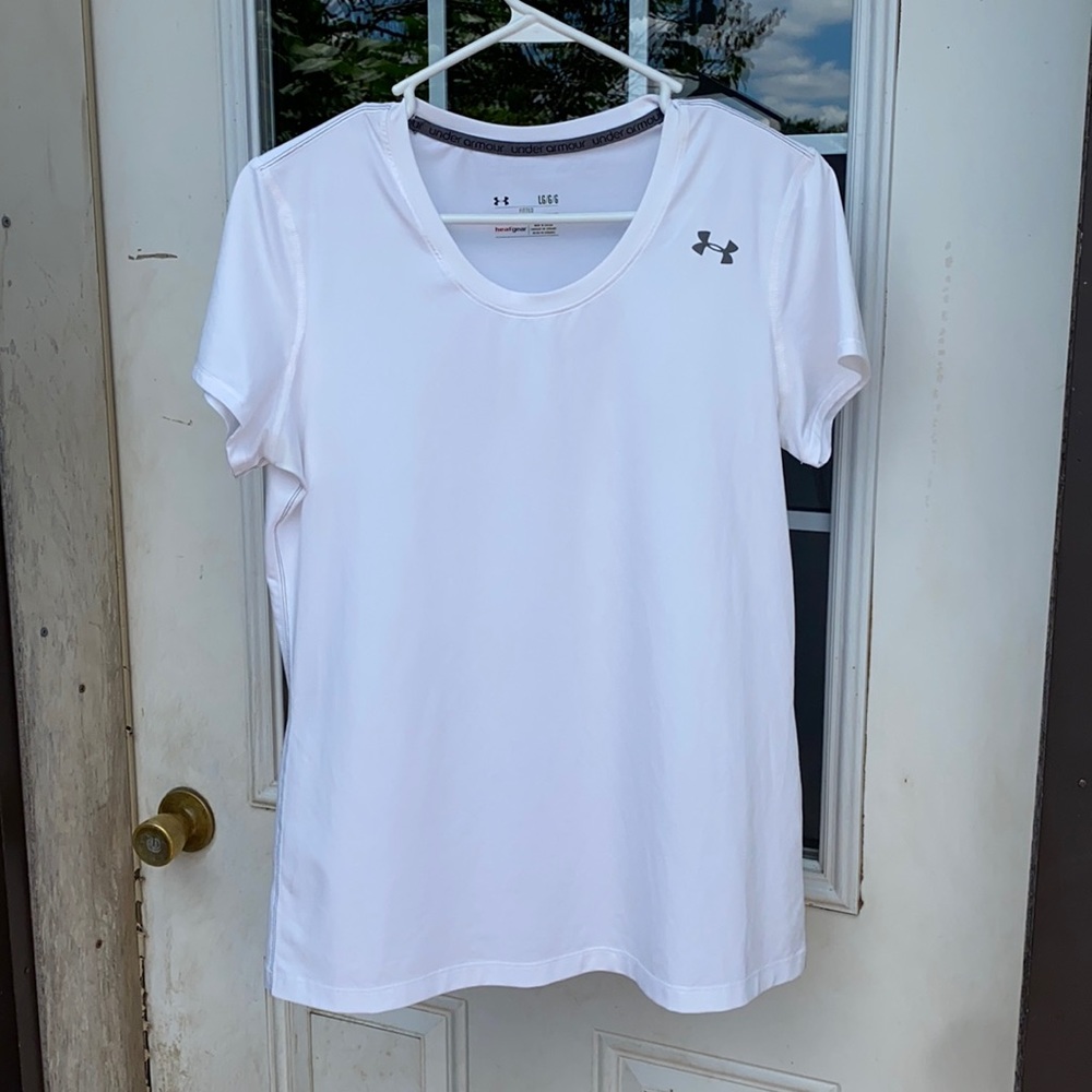 Under Armour Women’s Tech Short Sleeve White/Metallic Silver Loose Light Large
